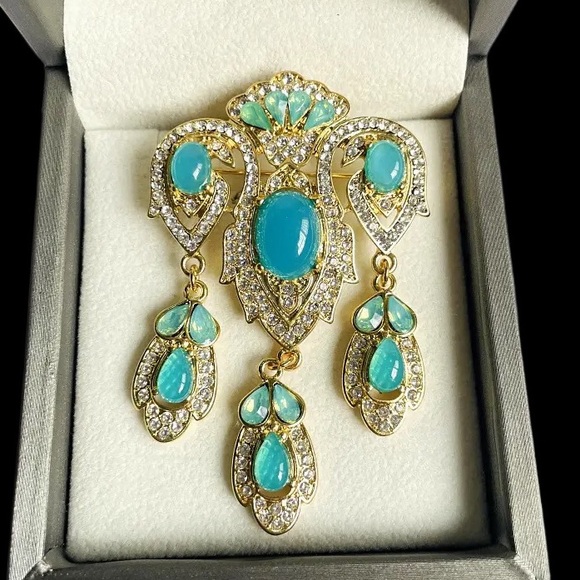 ✨ Beautiful Large Chandelier Cabochon Brooch - Picture 3 of 3